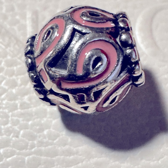 GENUINE PANDORA BREAST CANCER AWARENESS CHARM SILVER - Picture 1 of 2